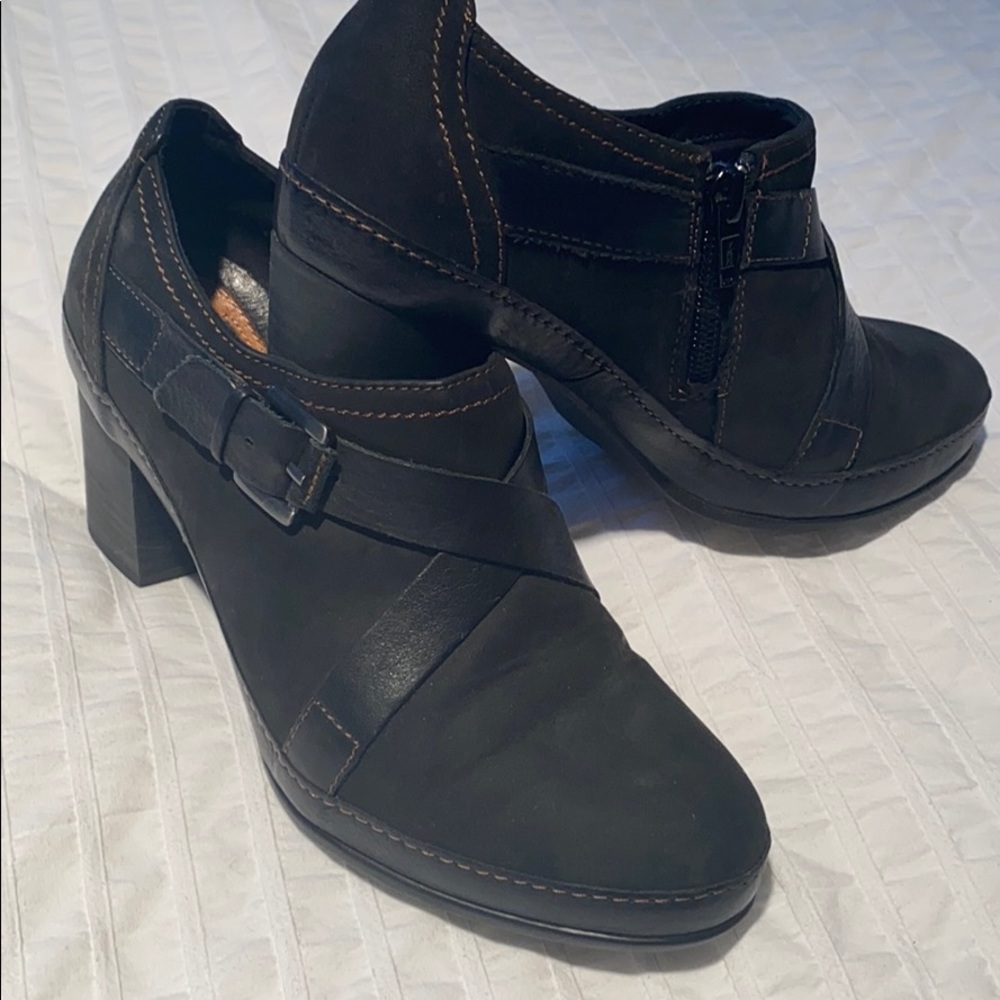 Clark’s Leather Active Wear Artisan Booties